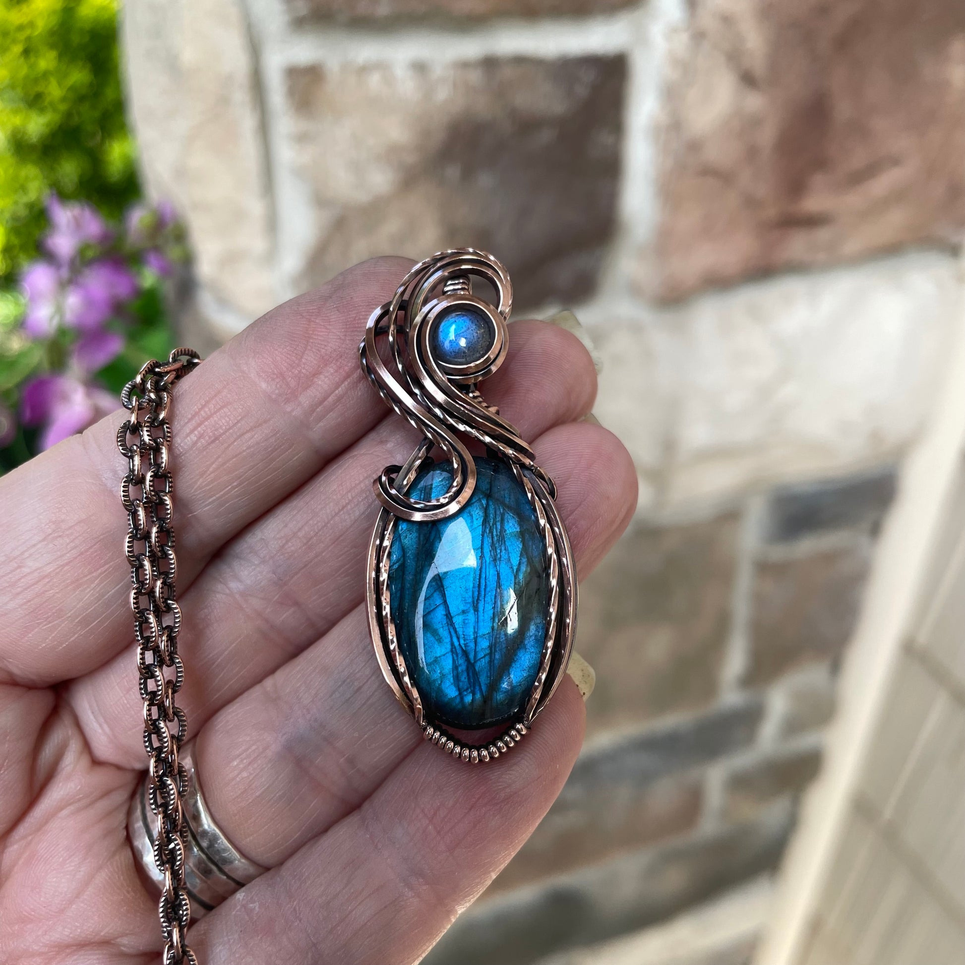 Blue Labradorite Oval Copper Pendant