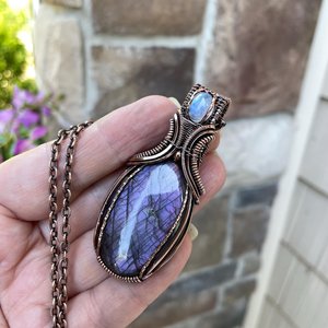 Purple Labradorite & Moonstone Oval Pendant with Weaving