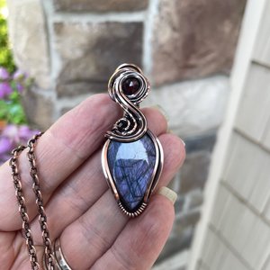 Purple Maroon Labradorite & Garnet Copper Pendant