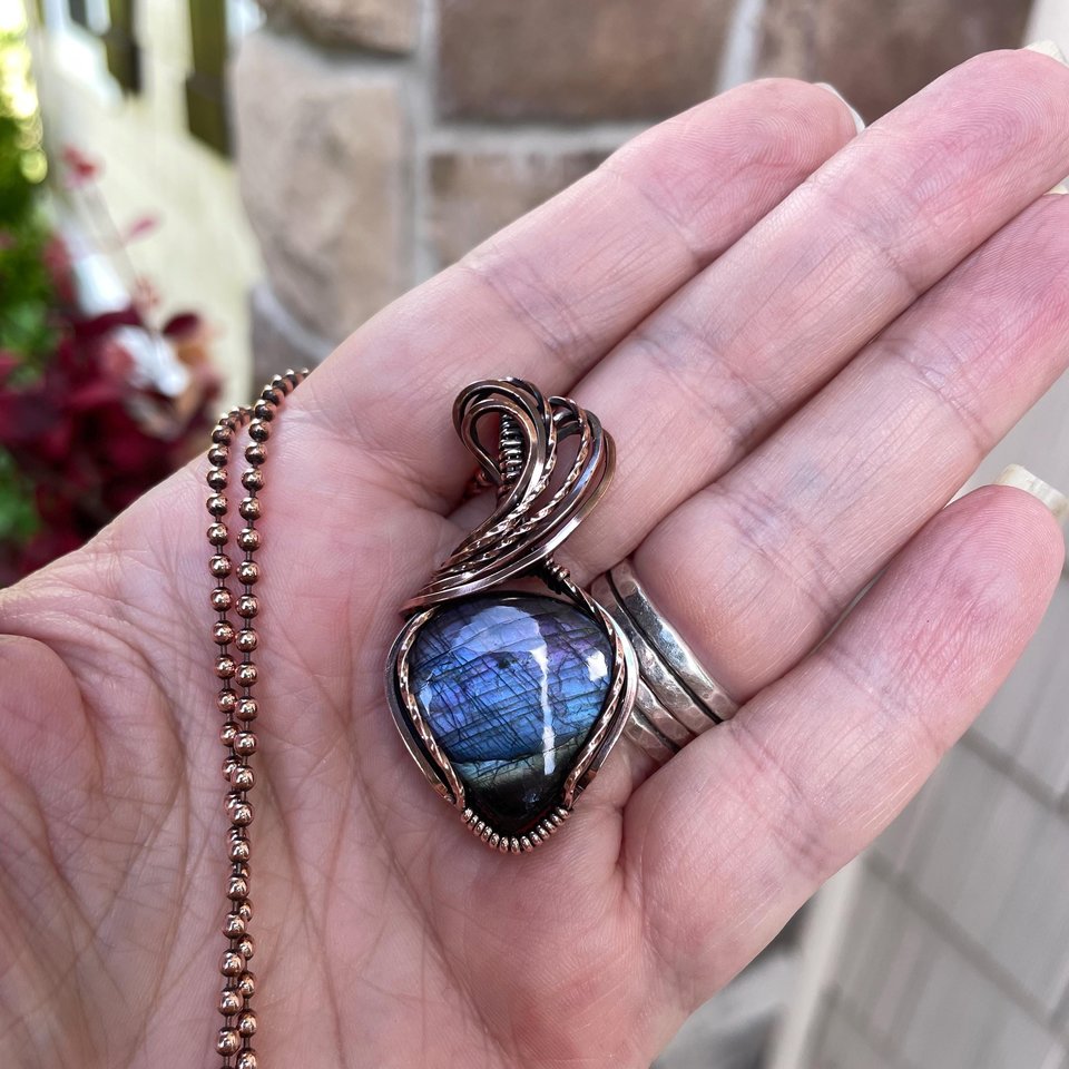 Purple Indigo Labradorite Copper Pendant